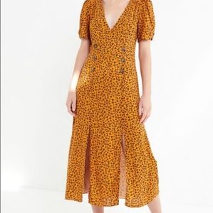 NEW UO flower print front slit midi dress, XS